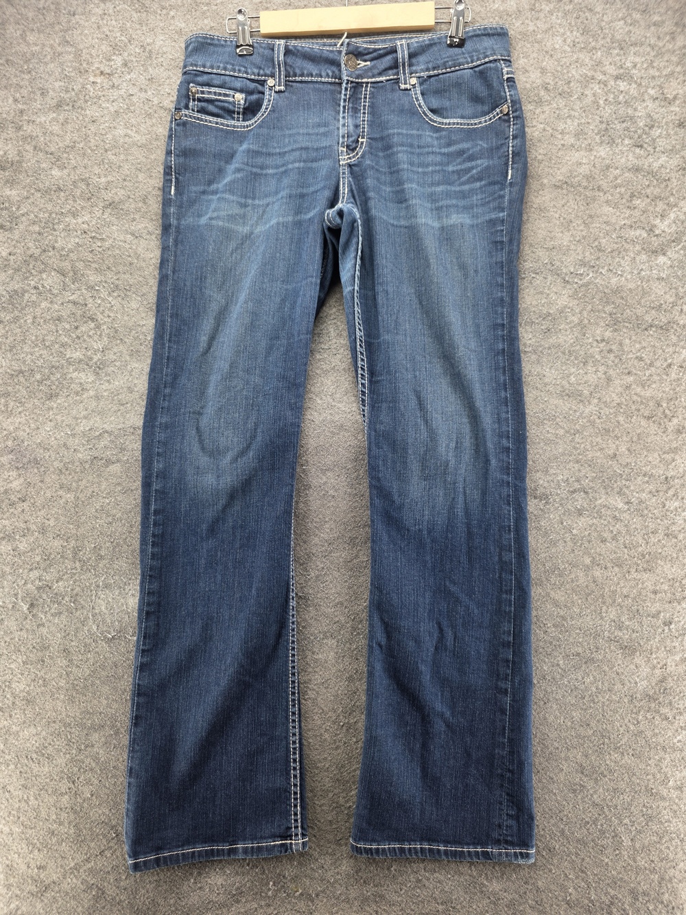 BKE Culture Boot Jeans Mens 31x34 Blue Bootcut Stretch Embroidered Denim